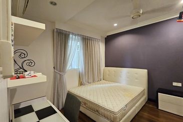 Hing Tower Penampang | Kondo Renovated, Luas & Family Friendly