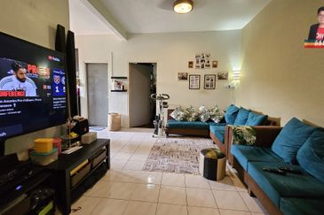 1st Floor Beverly Hills Phase 1 | Block O |  Ample Visitor Parking