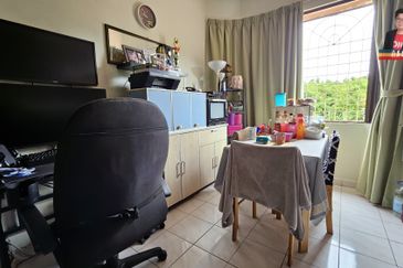 1st Floor Beverly Hills Phase 1 | Block O |  Ample Visitor Parking