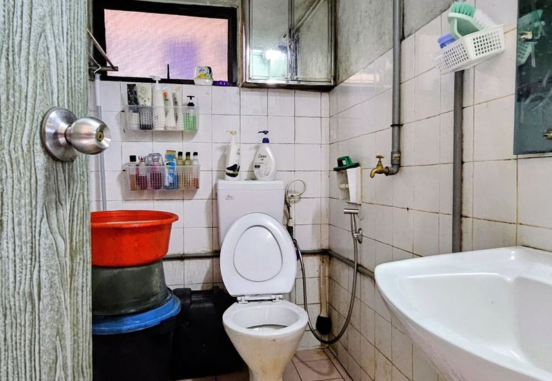 1st Floor Beverly Hills Phase 1 | Block O |  Ample Visitor Parking