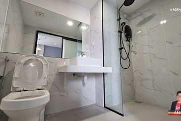 Live, Host, or Rent Out | Vetro 11 Designer Suite with Homestay Potential