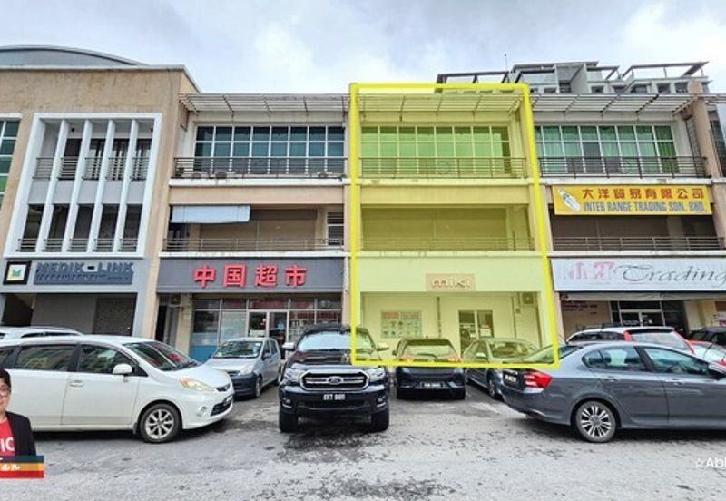 Earn While You Own – Lintas Jaya 3-Storey Shoplot with Tenants