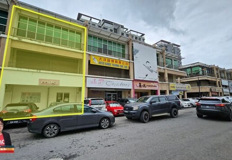 Earn While You Own – Lintas Jaya 3-Storey Shoplot with Tenants
