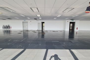 Premium Top Floor Office | Plaza Shell KK | 8,240 sqft