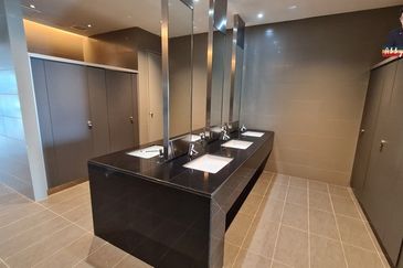 Premium Top Floor Office | Plaza Shell KK | 8,240 sqft