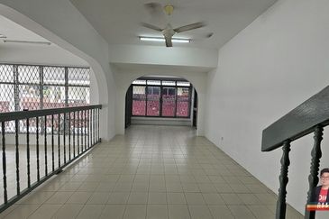 Taman Milek Semi-D | Renovated & Spacious | Lintas 