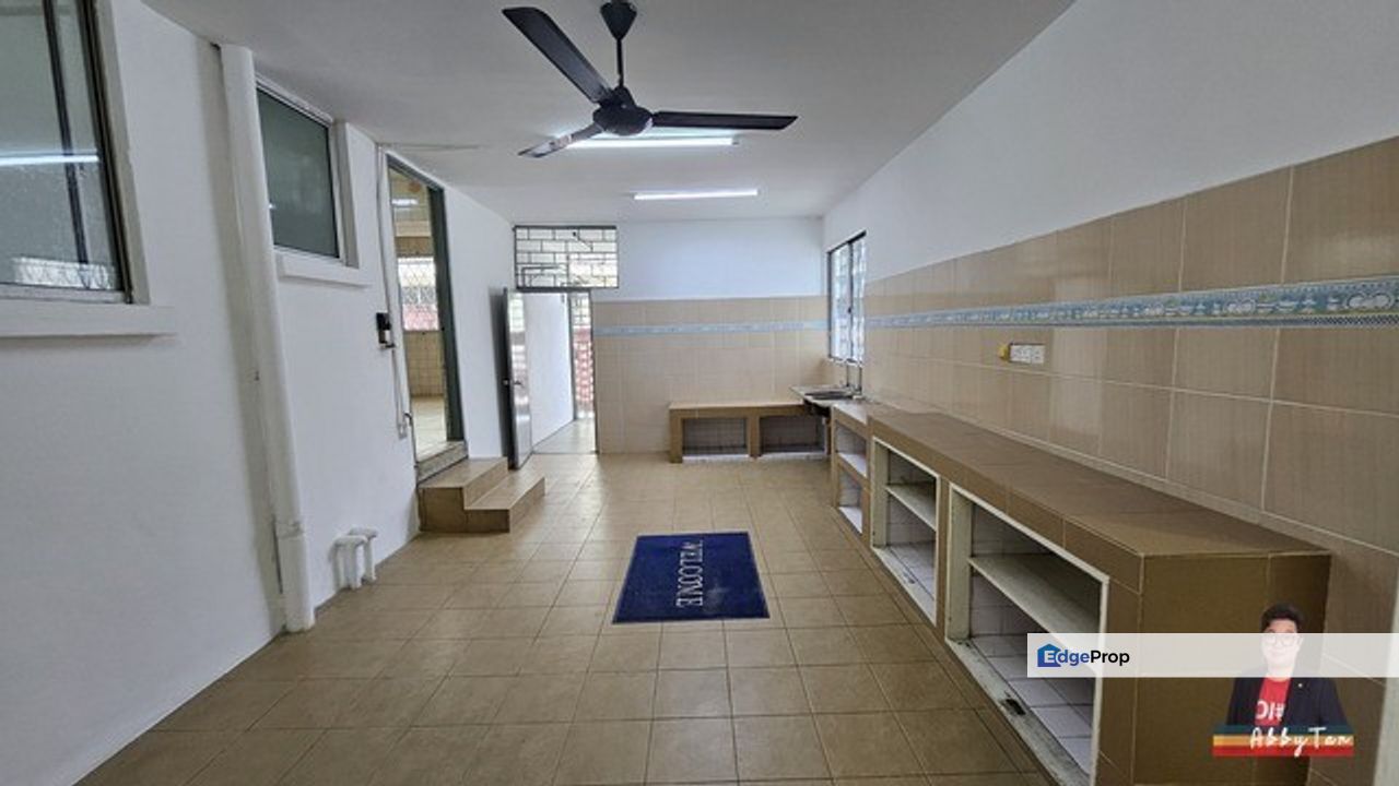 Taman Milek Semi-D | Renovated & Spacious | Lintas , Sabah, Kota Kinabalu