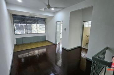 Taman Milek Semi-D | Renovated & Spacious | Lintas 