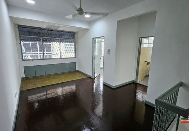 Taman Milek Semi-D | Renovated & Spacious | Lintas 