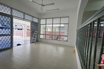 Taman Milek Semi-D | Renovated & Spacious | Lintas 