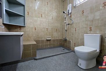 Taman Milek Semi-D | Renovated & Spacious | Lintas 