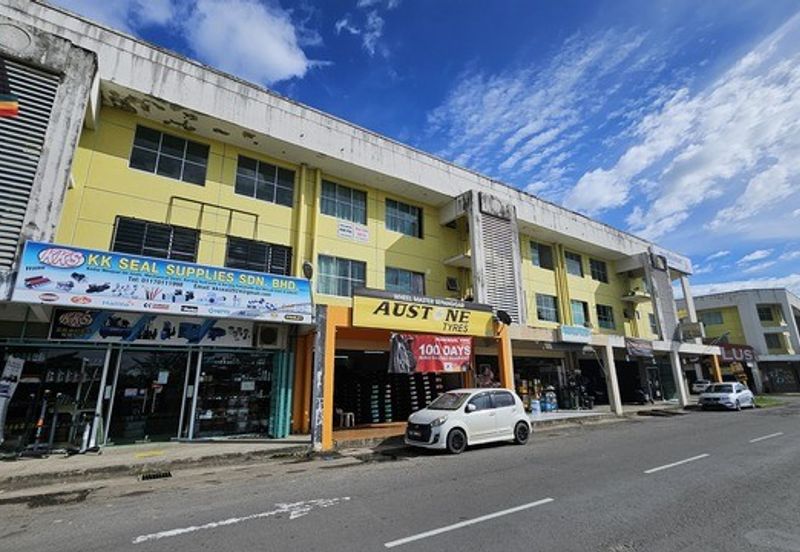 Politeknik Commercial | Fully Tenanted | Road Frontage | 6-Lane Upgrade