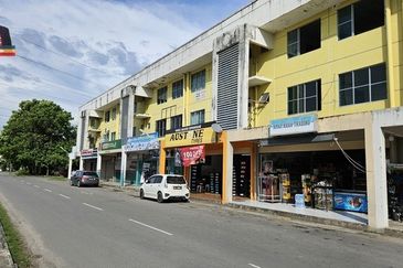 Politeknik Commercial | Fully Tenanted | Road Frontage | 6-Lane Upgrade