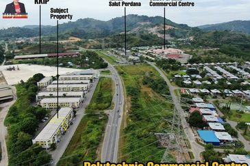 Politeknik Commercial | Fully Tenanted | Road Frontage | 6-Lane Upgrade