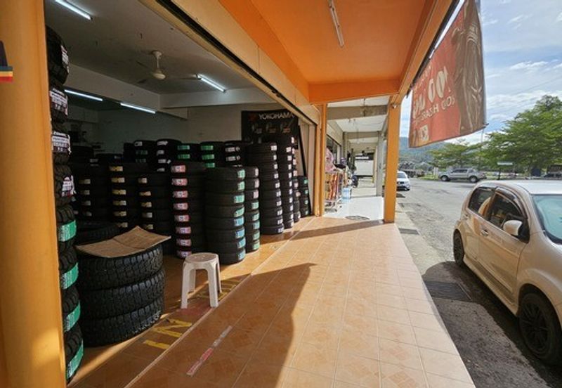 Politeknik Commercial | Fully Tenanted | Road Frontage | 6-Lane Upgrade