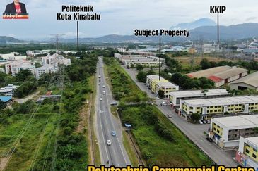 Politeknik Commercial | Fully Tenanted | Road Frontage | 6-Lane Upgrade