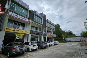 Suria Inanam Shoplot | Ground Floor | Strategic Frontage | Visibility