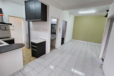 Beverly Hills Phase 1 | 1st Floor – Senang Naik, Tenang Tinggal!