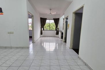 Beverly Hills Phase 1 | 1st Floor – Senang Naik, Tenang Tinggal!