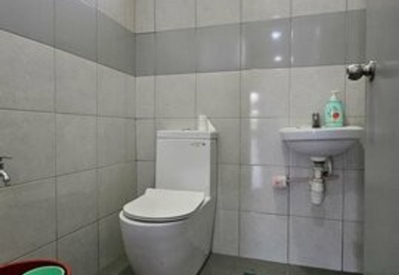 Panas Bah! Suria Inanam 1st Floor Ready Pakai, Harga Cun Gila!