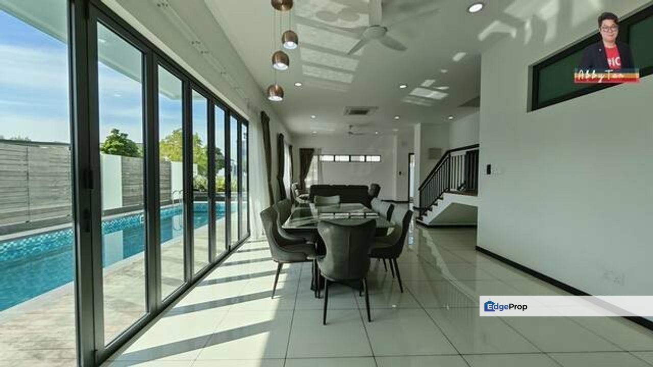 Taman Manikar Bungalow | Gated & Guarded | Furnished | Likas, , 