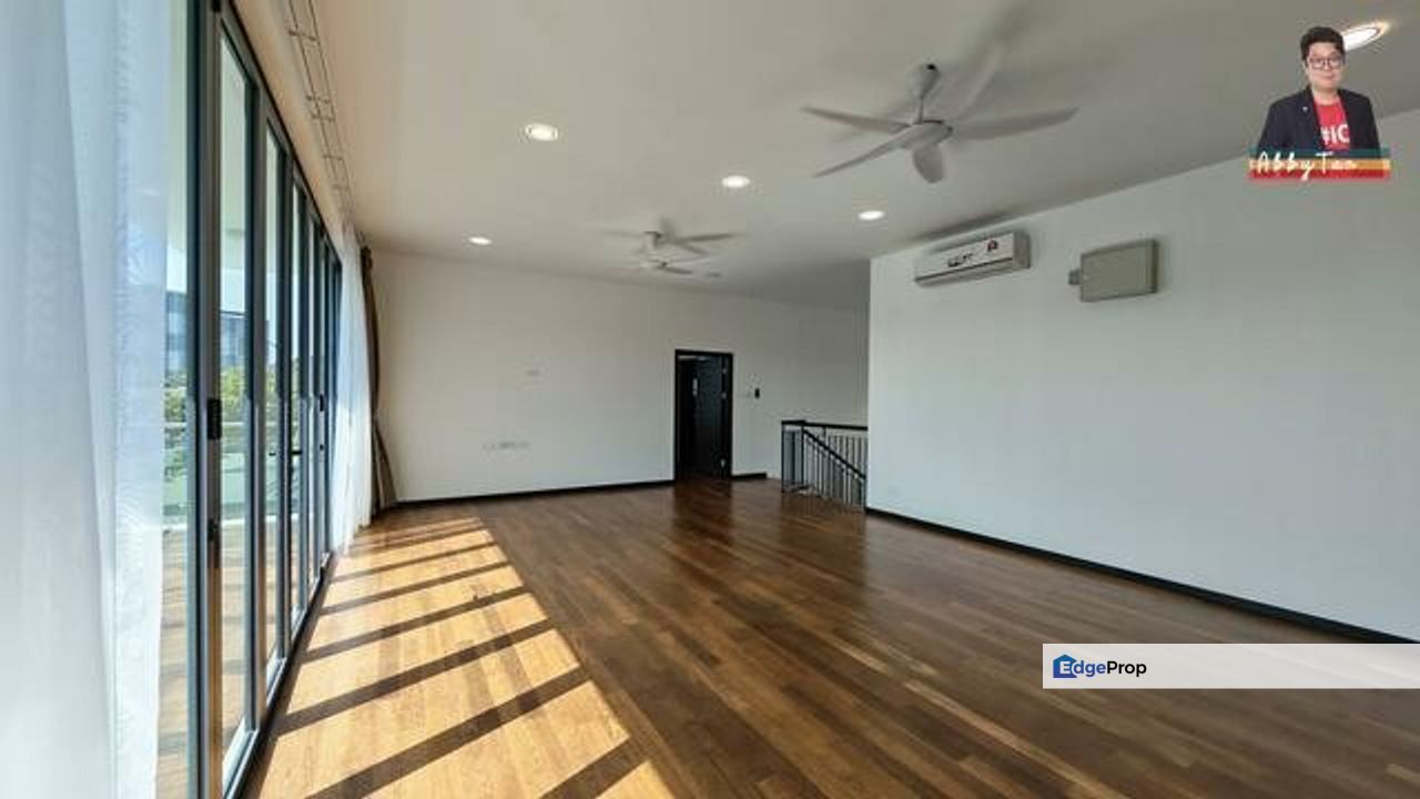 Taman Manikar Bungalow | Gated & Guarded | Furnished | Likas, , 