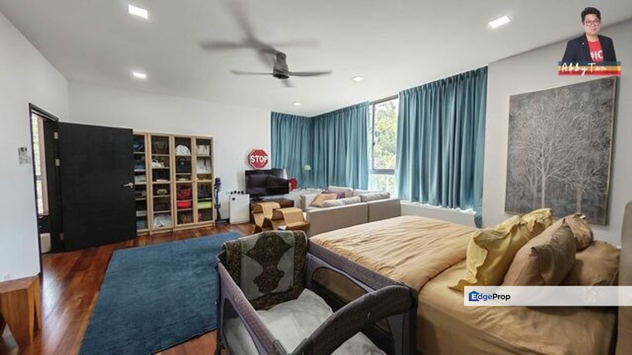 Prestige Semi-D @ Taman Manikar Likas | 3 Storey | Spacious & Renovated, Sabah, Kota Kinabalu