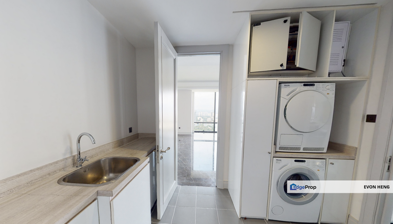 Amazing KL City View | Low Density Luxury Freehold Condo | Vacation Hotel Feel, Kuala Lumpur, KL City