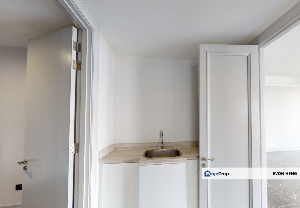 Amazing KL City View | Low Density Luxury Freehold Condo | Vacation Hotel Feel, Kuala Lumpur, KL City