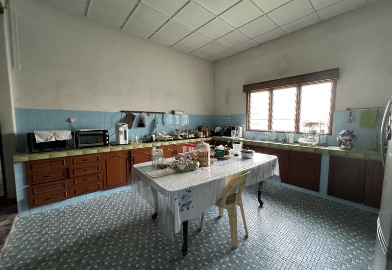 Kampung Datuk Keramat