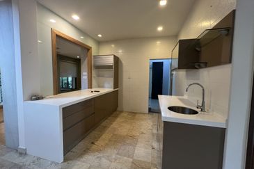 Sierramas (Sierramas East)