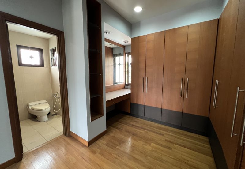 Sierramas (Sierramas East)