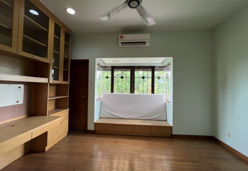 Sierramas (Sierramas East)