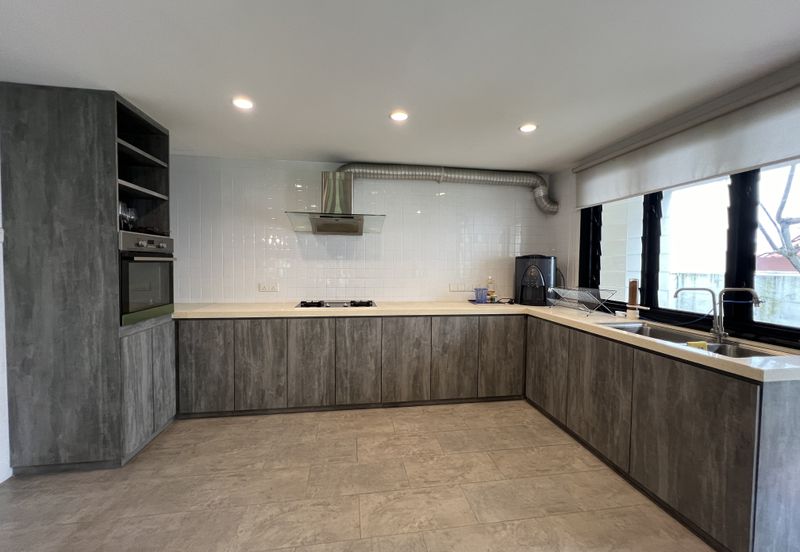 Sierramas (Sierramas East)