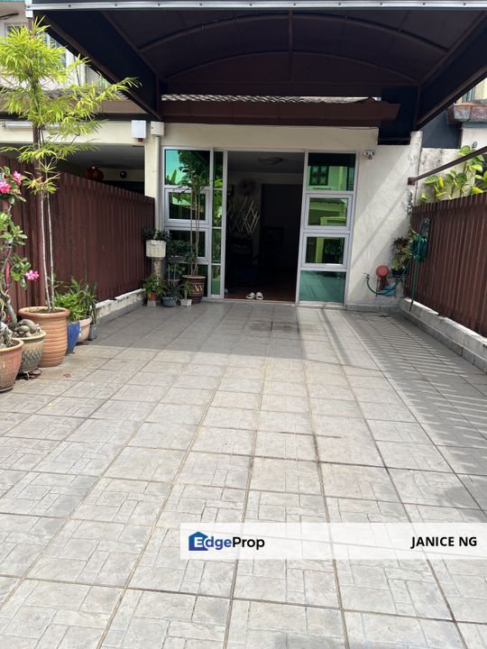 Monterez golf and country club townhouse for sale , Selangor, Shah Alam