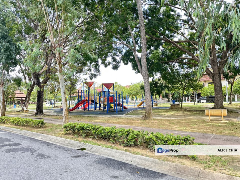 Bandar Nusaputra 2 storey Semi Detached Bungalow , Selangor, Puchong South