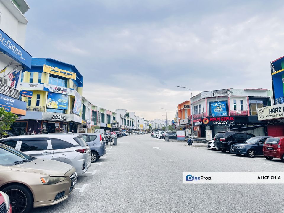 Bandar Baru Enstek 2 Storey Shop , Negeri Sembilan, Labu