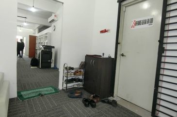 Laman Seri Shah Alam 4 Storey Shop Office