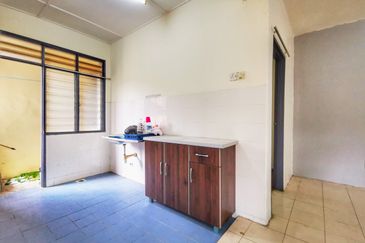 Sri Baiduri Apartment