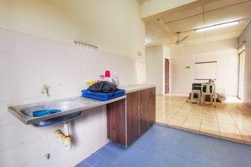 Sri Baiduri Apartment