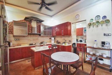 Melawati Semi-D Stunning City View Freehold Reno