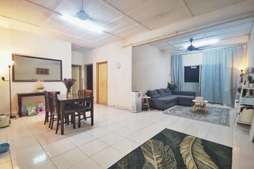 Melur Apartment