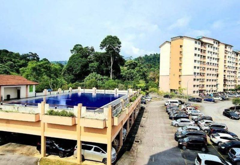 Sri Hijauan, Ukay Perdana