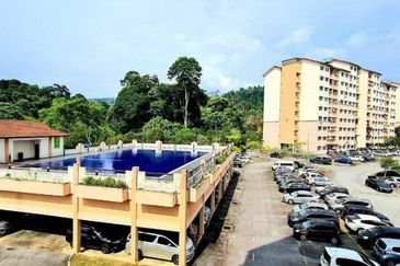 Sri Hijauan, Ukay Perdana