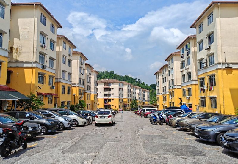 Sri Baiduri Apartment