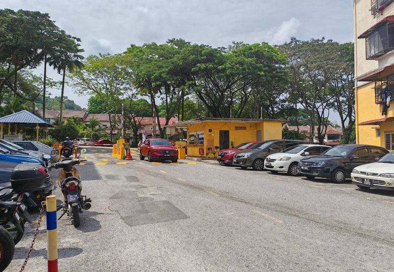 Sri Baiduri Apartment