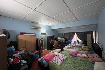 Taman Melawati Jalan C Freehold 2Storey Terrace KL