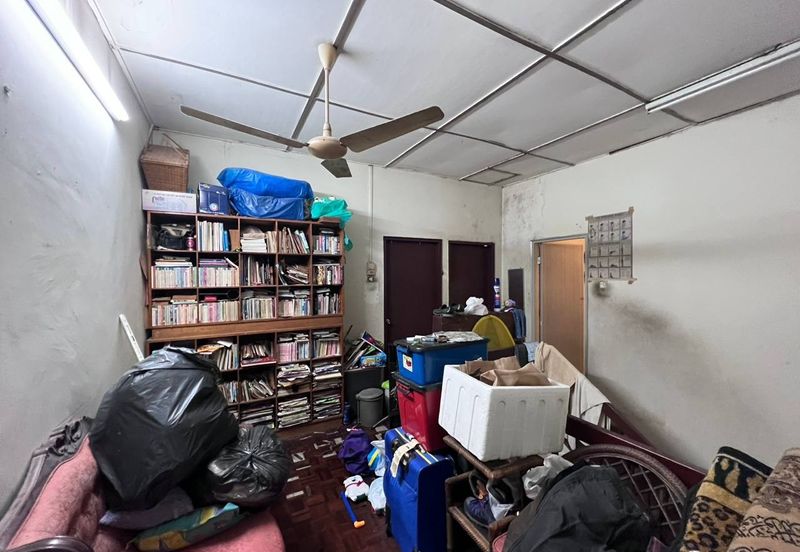 Taman Melawati Jalan C Freehold 2Storey Terrace KL