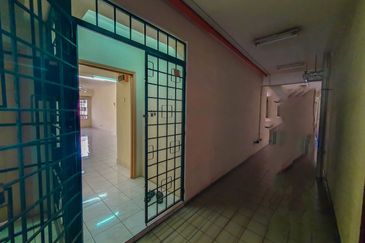 Bayu Tasik Condominium