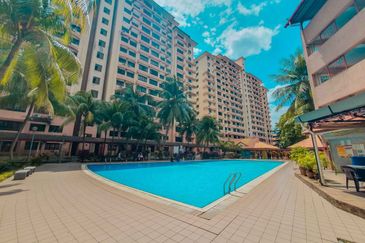 Bayu Tasik Condominium